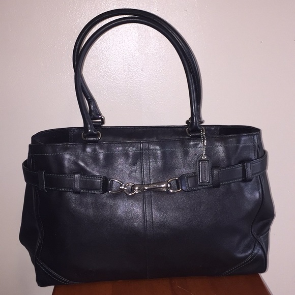 Coach Hampton's Carryall Tote Belted Purse - Picture 2 of 9